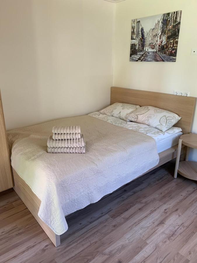 Vaineikio 8 Hotel Palanga Ngoại thất bức ảnh
